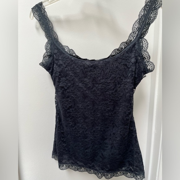Deep charcoal gray almost black lace shape camisole - Picture 2 of 4